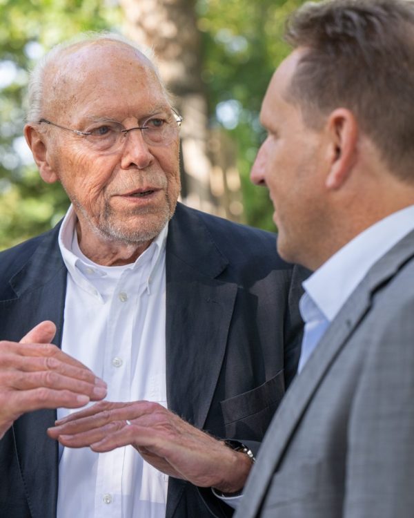 "Erster im Kopf" Kundenbindung und Kundenbegeisterung lebenslang stärken